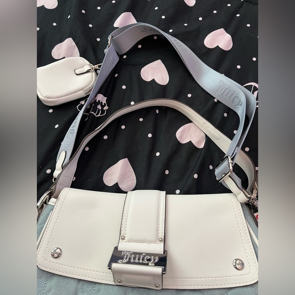 Juicy Couture Shoulder Bag - Picture 5 of 6